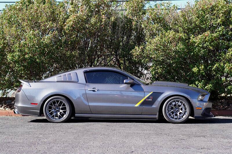 2014 Ford Mustang GT Premium