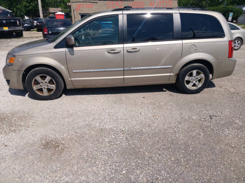 2009 Dodge Grand Caravan for sale at Diaz Used Autos in Danville IL