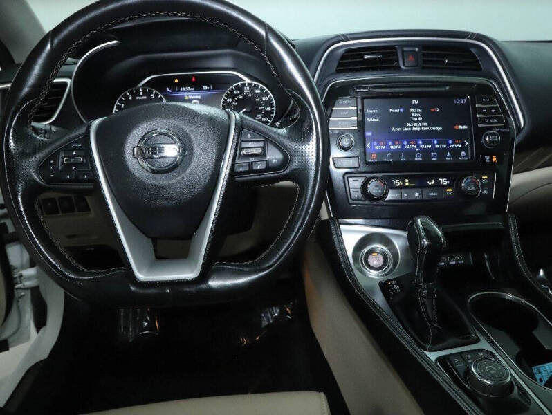 2017 Nissan Maxima Platinum