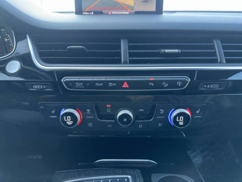 2017 Audi Q7 2.0T quattro Premium Plus