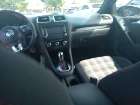 2011 Volkswagen GTI Base PZEV