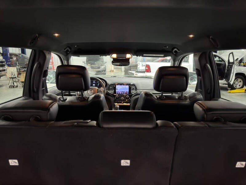 2019 Jeep Grand Cherokee Laredo E