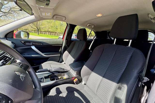 2023 Mitsubishi Eclipse Cross ES