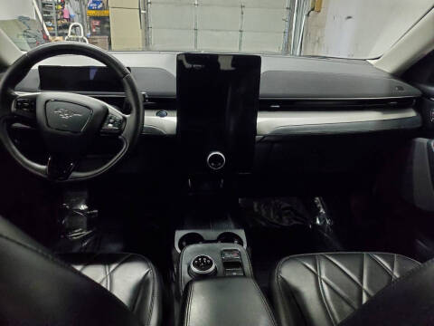 2021 Ford Mustang Mach-E Select