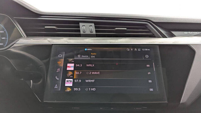 2024 Audi Q8 e-tron quattro Premium