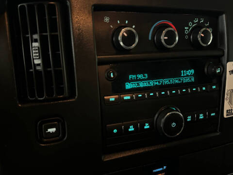 2017 GMC Savana 2500