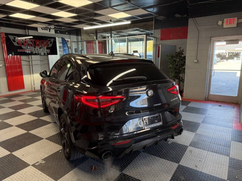 2023 Alfa Romeo Stelvio Veloce