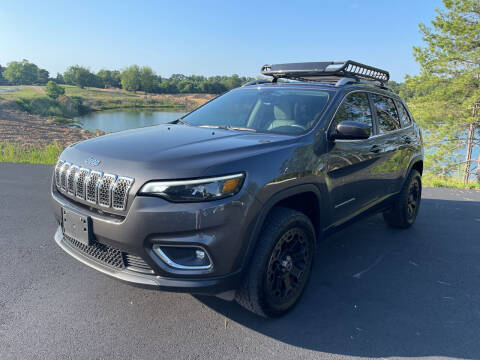 2019 Jeep Cherokee for sale at BILL HANCOCK MOTORS LLC in Albertville AL