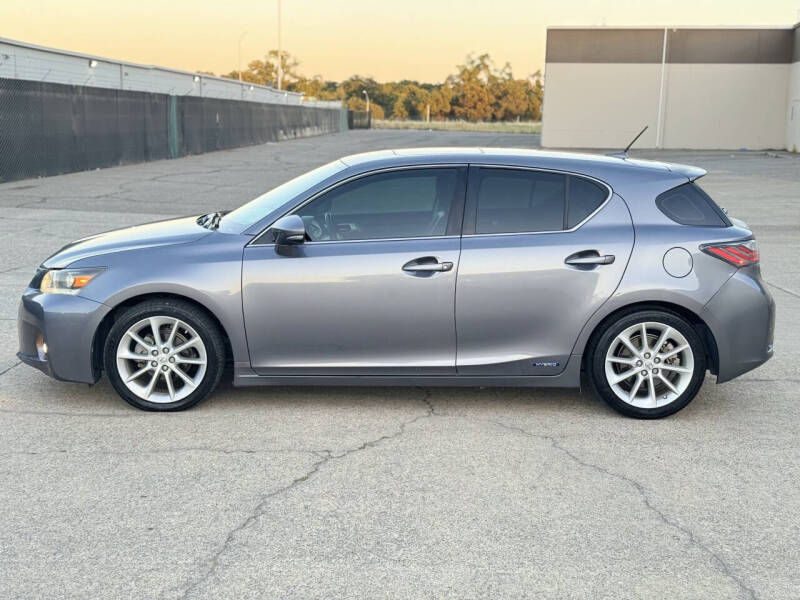 2013 Lexus CT 200h