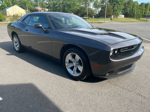 2015 Dodge Challenger SXT