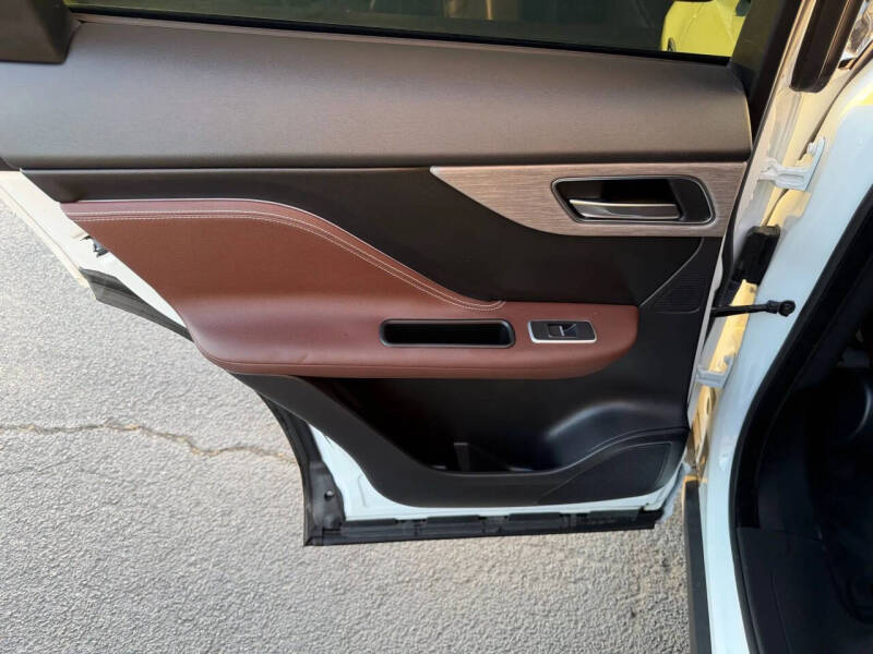 2018 Jaguar F-PACE S