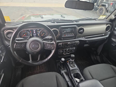 2021 Jeep Gladiator Sport S