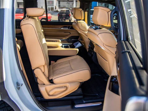 2024 Jeep Grand Wagoneer Series III