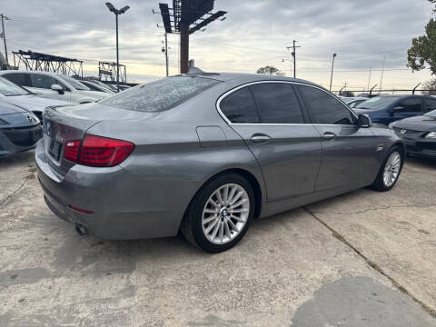 2012 BMW 5 Series 535i