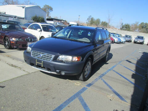 2004 Volvo XC70 for sale at Unique Plaza Auto Sales in Sacramento CA
