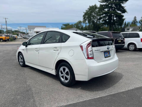2015 Toyota Prius Three