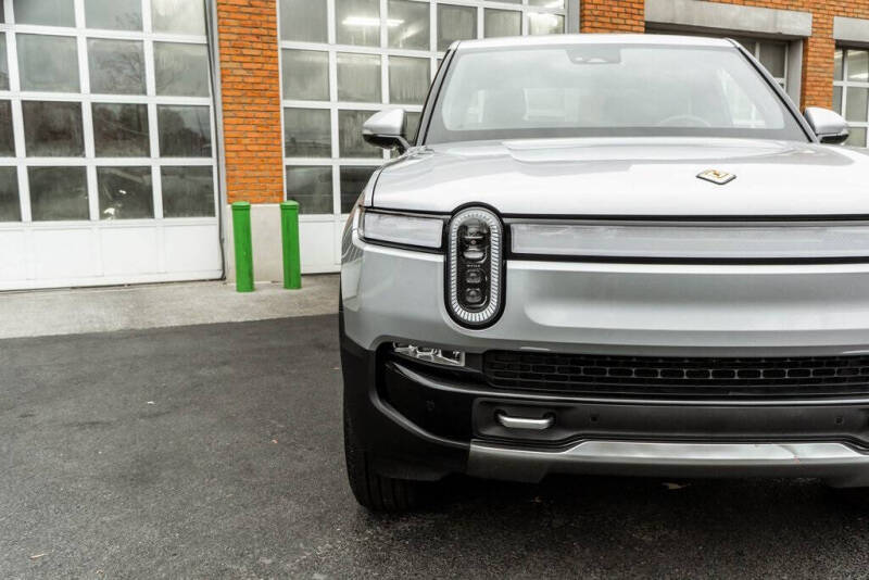 2023 Rivian R1T Adventure