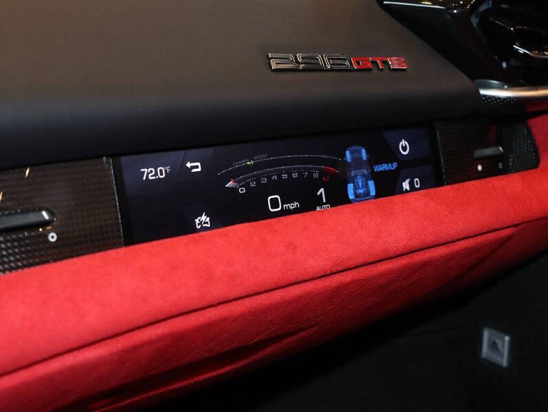 2024 Ferrari 296 GTS