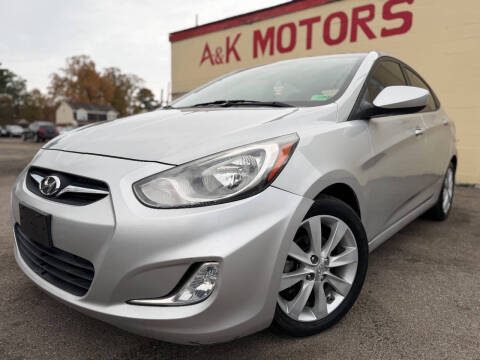 2012 Hyundai Accent GLS