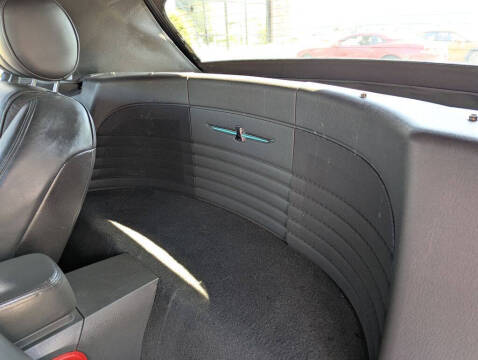2002 Ford Thunderbird Deluxe