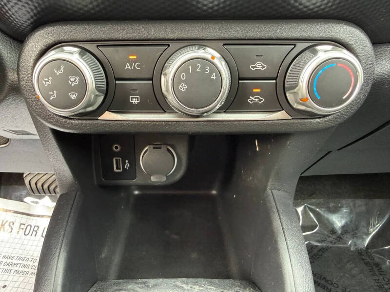 2023 Nissan Kicks S