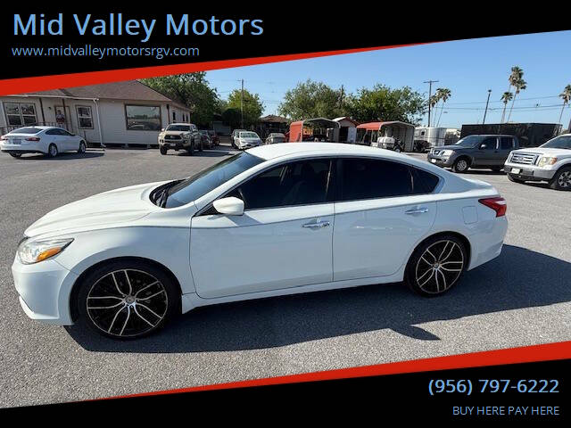 2017 Nissan Altima S's photo