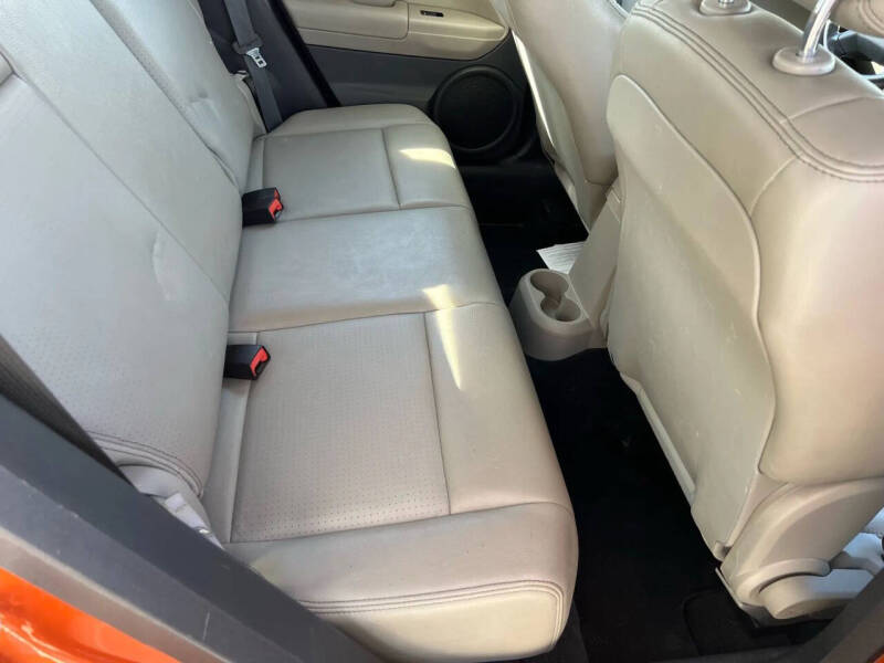 2011 Dodge Caliber Uptown