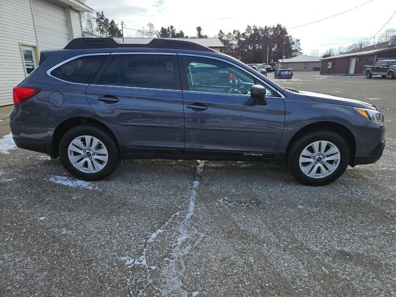 2017 Subaru Outback for sale at DANGO AUTO SALES in HOWARD CITY, MI