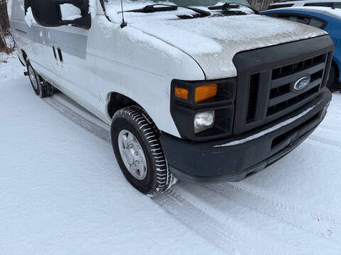 2010 Ford E-Series E-250