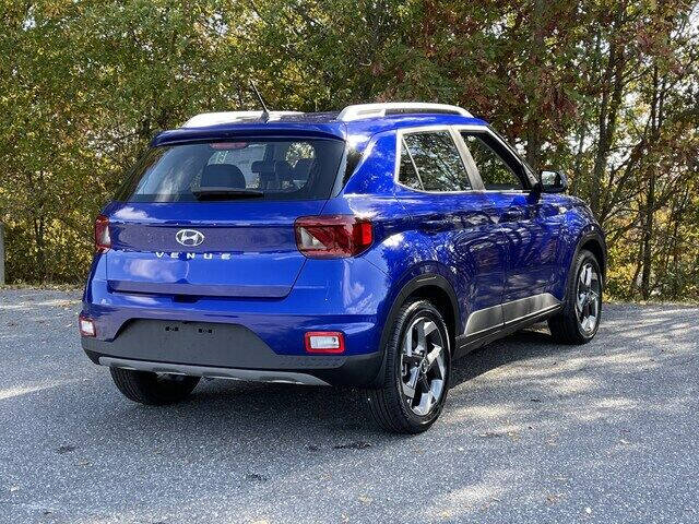 2023 Hyundai Venue Limited