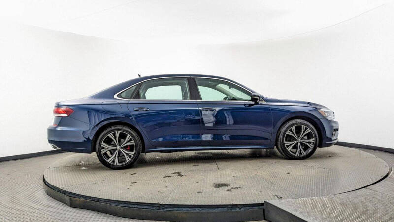 2022 Volkswagen Passat SE