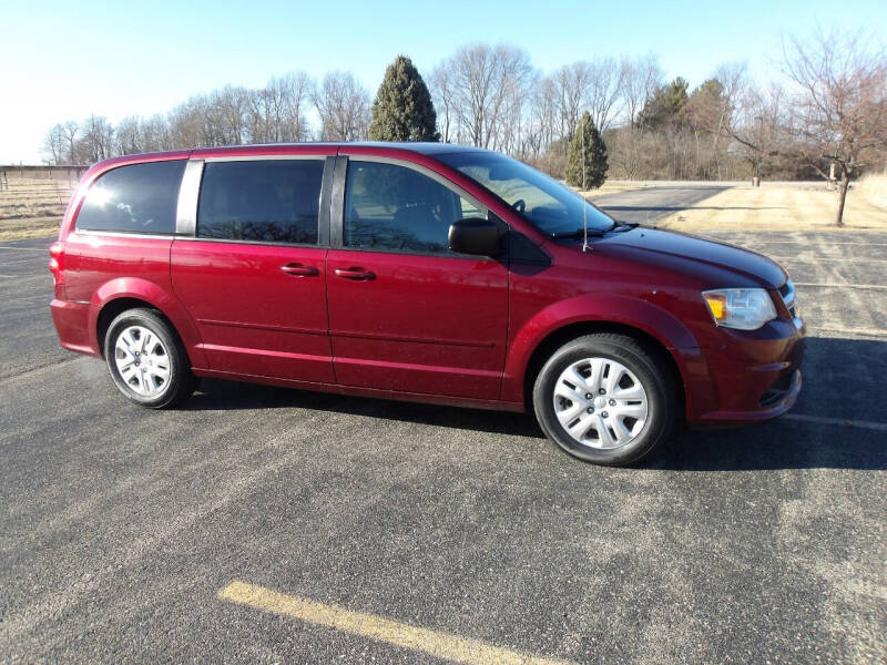 2017 Dodge Grand Caravan for sale at Crossroads Used Cars Inc. in Tremont IL