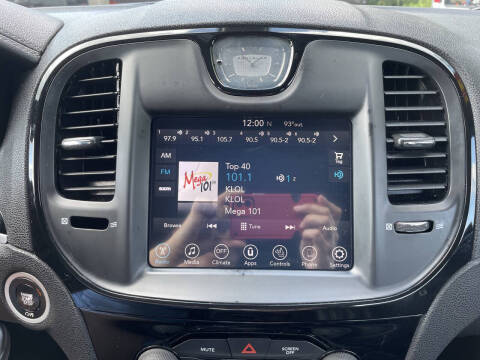 2017 Chrysler 300 S Alloy Edition