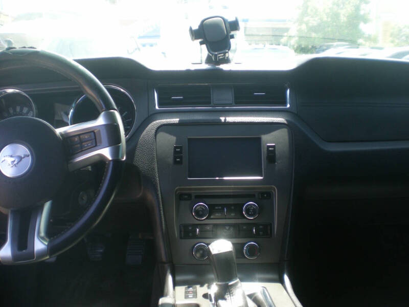 2014 Ford Mustang V6