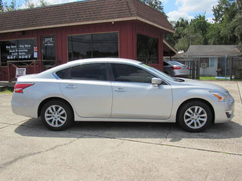 2015 Nissan Altima for sale at Checkered Flag Auto Sales in Lakeland FL