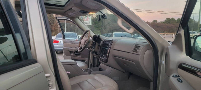 2005 Ford Explorer Limited