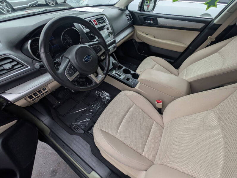 2017 Subaru Outback 2.5i Premium