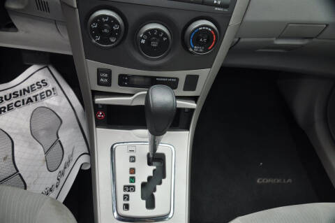 2011 Toyota Corolla LE