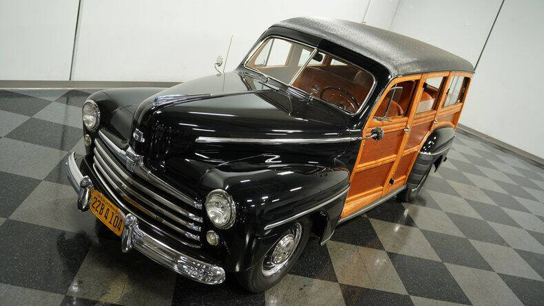 1948 Ford Super Deluxe