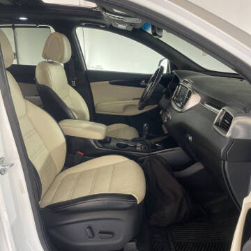 2016 Kia Sorento SX Limited V6