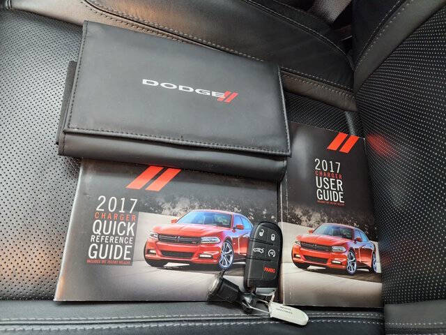 2017 Dodge Charger SXT