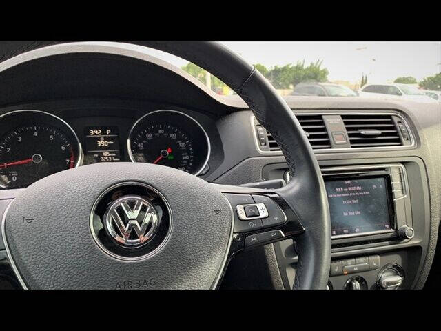 2016 Volkswagen Jetta