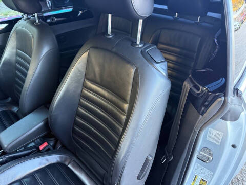 2013 Volkswagen Beetle Convertible Turbo