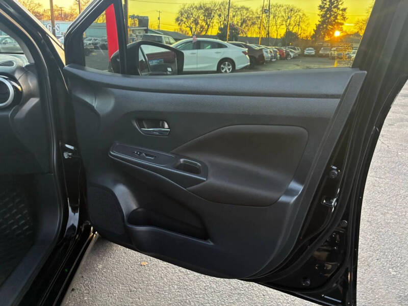 2021 Nissan Versa SV