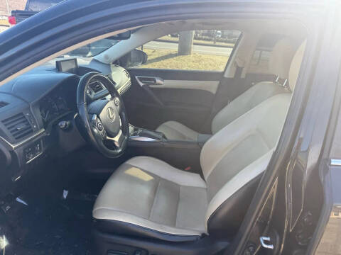 2017 Lexus CT 200h