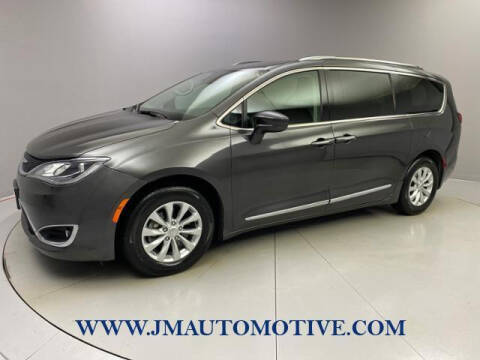 2019 Chrysler Pacifica for sale at J & M Automotive in Naugatuck CT
