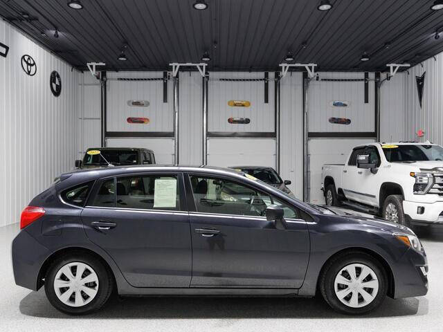 2016 Subaru Impreza 2.0i