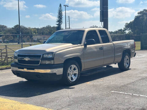 2007 Chevrolet Silverado 1500 Classic for sale at Easy Deal Auto Brokers in Miramar FL