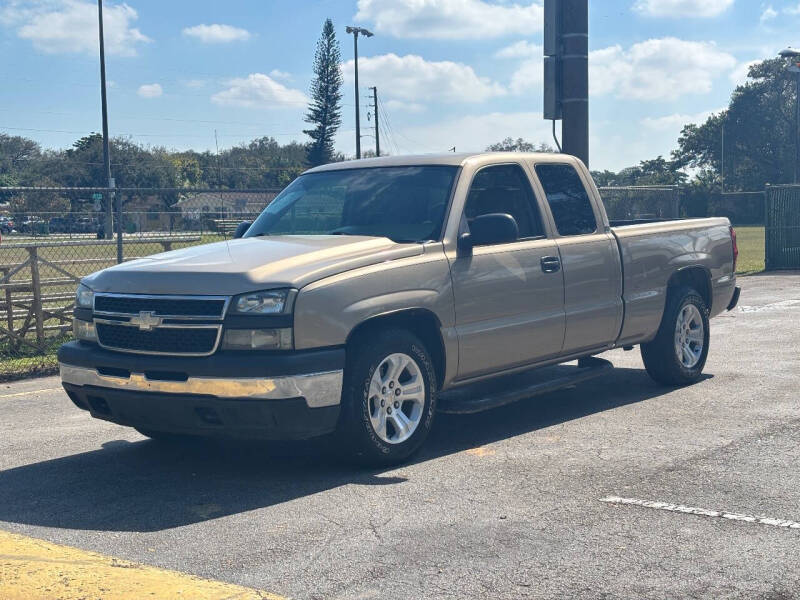 2007 Chevrolet Silverado 1500 Classic for sale at Easy Deal Auto Brokers in Miramar FL