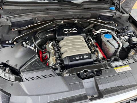 2012 Audi Q5 3.2 quattro Premium Plus